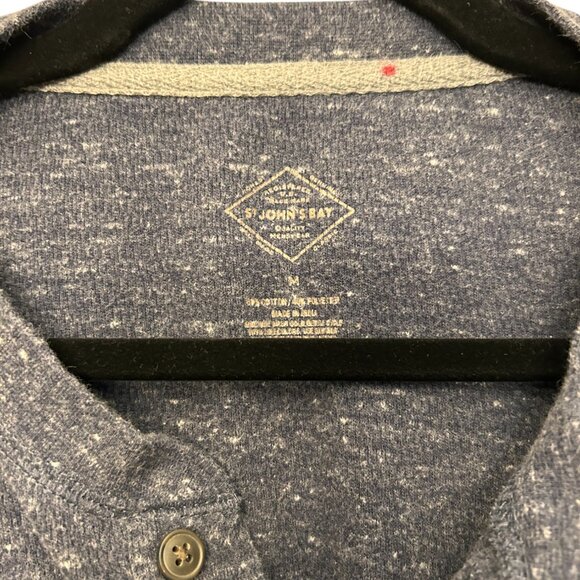 St. John's Bay Men's Shirt - Picture 3 of 4